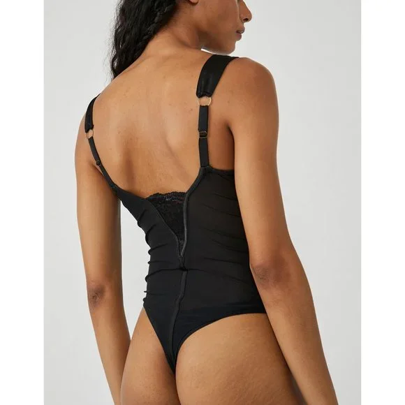 🎉LAST CHANCE🎉 FREE PEOPLE Off Beat Bodysuit / Black - Picture 8 of 12